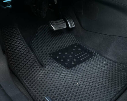 Сірий Форд Фокус, об'ємом двигуна 2 л та пробігом 125 тис. км за 12500 $, фото 79 на Automoto.ua