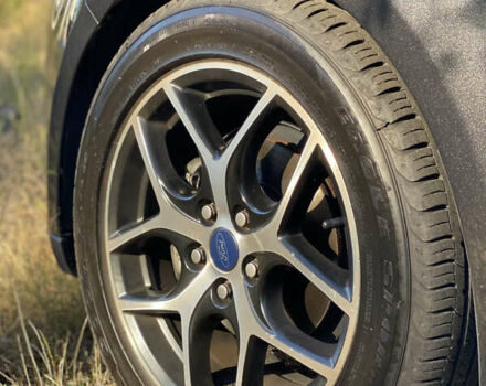 Сірий Форд Фокус, об'ємом двигуна 2 л та пробігом 125 тис. км за 12500 $, фото 36 на Automoto.ua