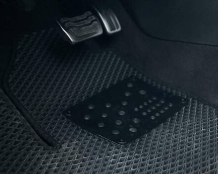 Сірий Форд Фокус, об'ємом двигуна 2 л та пробігом 125 тис. км за 12500 $, фото 72 на Automoto.ua