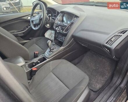 Сірий Форд Фокус, об'ємом двигуна 2 л та пробігом 160 тис. км за 2600 $, фото 17 на Automoto.ua