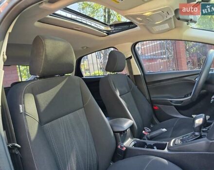 Серый Форд Фокус, объемом двигателя 2 л и пробегом 112 тыс. км за 8900 $, фото 6 на Automoto.ua