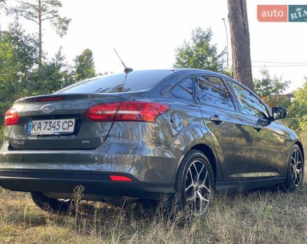 Сірий Форд Фокус, об'ємом двигуна 2 л та пробігом 125 тис. км за 12500 $, фото 9 на Automoto.ua