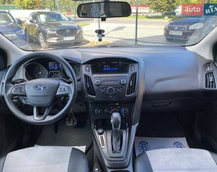 Сірий Форд Фокус, об'ємом двигуна 2 л та пробігом 153 тис. км за 8500 $, фото 6 на Automoto.ua