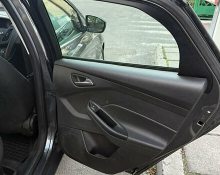 Серый Форд Фокус, объемом двигателя 2 л и пробегом 170 тыс. км за 8100 $, фото 12 на Automoto.ua