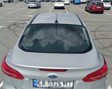 Сірий Форд Фокус, об'ємом двигуна 1 л та пробігом 123 тис. км за 10350 $, фото 2 на Automoto.ua