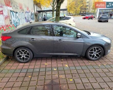 Сірий Форд Фокус, об'ємом двигуна 2 л та пробігом 152 тис. км за 9000 $, фото 4 на Automoto.ua