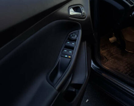 Сірий Форд Фокус, об'ємом двигуна 2 л та пробігом 82 тис. км за 8700 $, фото 21 на Automoto.ua