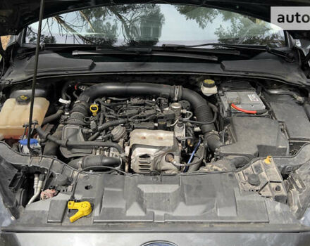 Сірий Форд Фокус, об'ємом двигуна 1 л та пробігом 61 тис. км за 10500 $, фото 13 на Automoto.ua