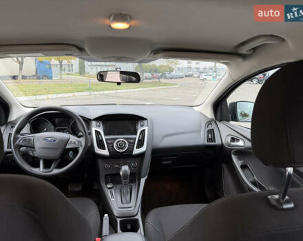 Сірий Форд Фокус, об'ємом двигуна 2 л та пробігом 74 тис. км за 10500 $, фото 12 на Automoto.ua
