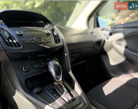 Серый Форд Фокус, объемом двигателя 2 л и пробегом 127 тыс. км за 7800 $, фото 7 на Automoto.ua