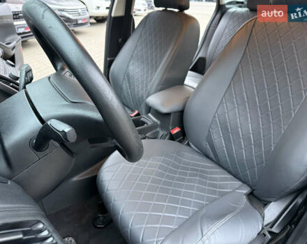 Серый Форд Фокус, объемом двигателя 2 л и пробегом 202 тыс. км за 6700 $, фото 16 на Automoto.ua