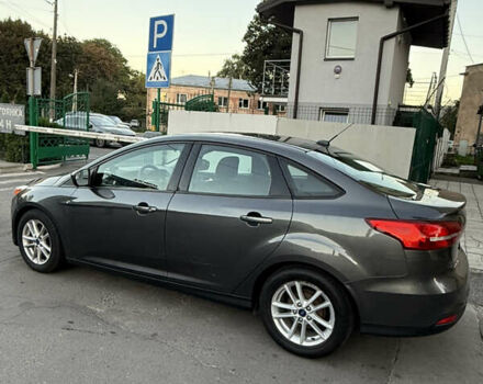 Серый Форд Фокус, объемом двигателя 2 л и пробегом 170 тыс. км за 8100 $, фото 3 на Automoto.ua