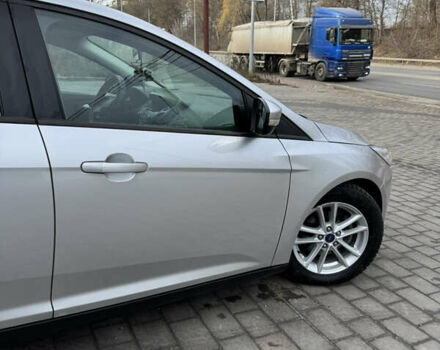 Серый Форд Фокус, объемом двигателя 2 л и пробегом 126 тыс. км за 8700 $, фото 4 на Automoto.ua