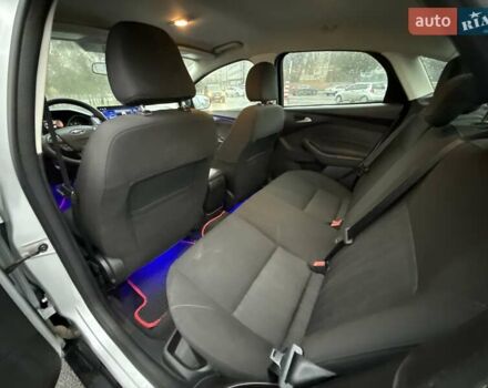 Сірий Форд Фокус, об'ємом двигуна 2 л та пробігом 80 тис. км за 10950 $, фото 15 на Automoto.ua