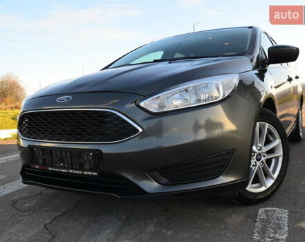 Сірий Форд Фокус, об'ємом двигуна 1 л та пробігом 125 тис. км за 6250 $, фото 2 на Automoto.ua