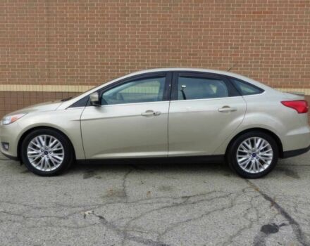 Серый Форд Фокус, объемом двигателя 2 л и пробегом 68 тыс. км за 7500 $, фото 2 на Automoto.ua