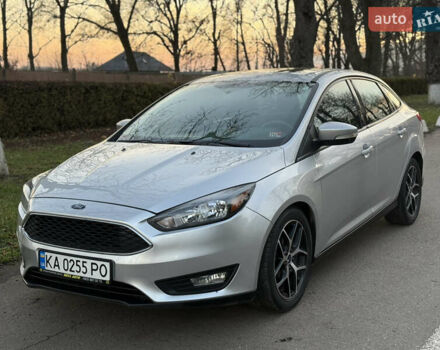 Сірий Форд Фокус, об'ємом двигуна 2 л та пробігом 135 тис. км за 9000 $, фото 5 на Automoto.ua