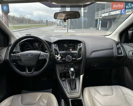 Сірий Форд Фокус, об'ємом двигуна 2 л та пробігом 73 тис. км за 10999 $, фото 11 на Automoto.ua