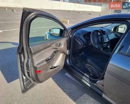 Сірий Форд Фокус, об'ємом двигуна 2 л та пробігом 149 тис. км за 8599 $, фото 34 на Automoto.ua