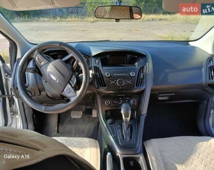 Серый Форд Фокус, объемом двигателя 2 л и пробегом 121 тыс. км за 9800 $, фото 8 на Automoto.ua