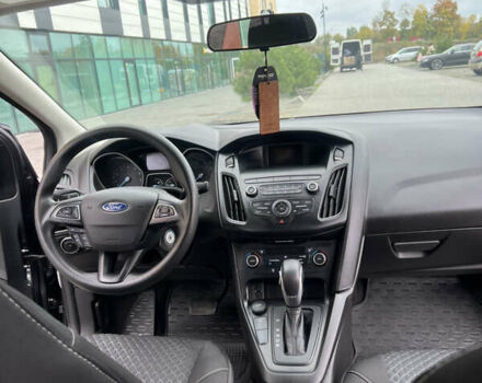 Сірий Форд Фокус, об'ємом двигуна 1 л та пробігом 61 тис. км за 9700 $, фото 5 на Automoto.ua