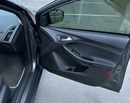 Серый Форд Фокус, объемом двигателя 2 л и пробегом 78 тыс. км за 9800 $, фото 11 на Automoto.ua