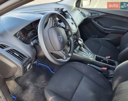 Сірий Форд Фокус, об'ємом двигуна 2 л та пробігом 149 тис. км за 8599 $, фото 36 на Automoto.ua