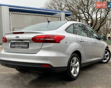 Серый Форд Фокус, объемом двигателя 2 л и пробегом 113 тыс. км за 8499 $, фото 4 на Automoto.ua