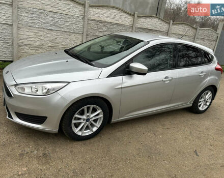 Сірий Форд Фокус, об'ємом двигуна 2 л та пробігом 75 тис. км за 9800 $, фото 1 на Automoto.ua