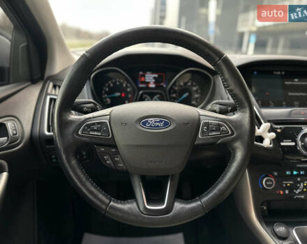 Сірий Форд Фокус, об'ємом двигуна 2 л та пробігом 73 тис. км за 10999 $, фото 10 на Automoto.ua