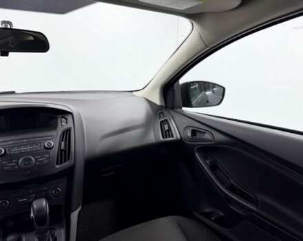 Серый Форд Фокус, объемом двигателя 2 л и пробегом 100 тыс. км за 8699 $, фото 6 на Automoto.ua