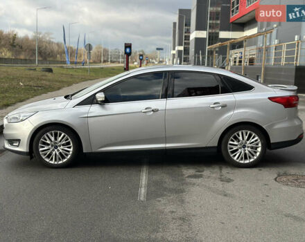 Сірий Форд Фокус, об'ємом двигуна 2 л та пробігом 73 тис. км за 10999 $, фото 6 на Automoto.ua