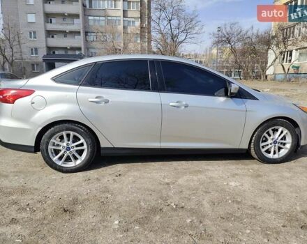 Серый Форд Фокус, объемом двигателя 2 л и пробегом 152 тыс. км за 9500 $, фото 3 на Automoto.ua