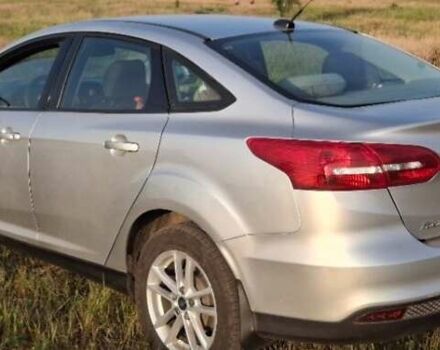 Серый Форд Фокус, объемом двигателя 2 л и пробегом 128 тыс. км за 11000 $, фото 2 на Automoto.ua