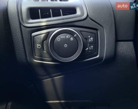 Сірий Форд Фокус, об'ємом двигуна 2 л та пробігом 149 тис. км за 8599 $, фото 46 на Automoto.ua