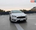 Сірий Форд Фокус, об'ємом двигуна 2 л та пробігом 262 тис. км за 8000 $, фото 2 на Automoto.ua