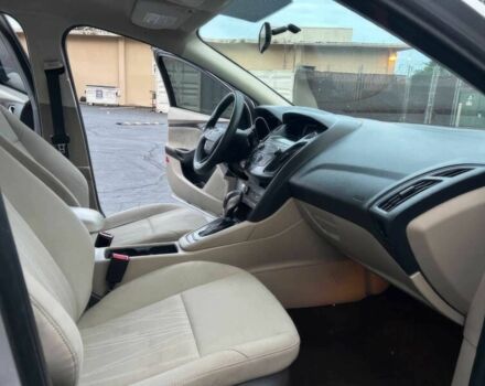 Серый Форд Фокус, объемом двигателя 2 л и пробегом 32 тыс. км за 6400 $, фото 7 на Automoto.ua