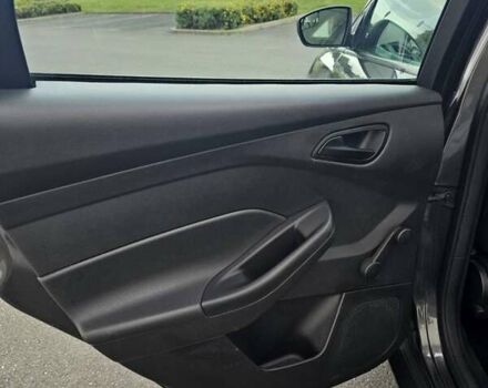 Серый Форд Фокус, объемом двигателя 2 л и пробегом 161 тыс. км за 8300 $, фото 4 на Automoto.ua