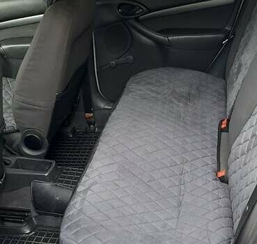 Серый Форд Фокус, объемом двигателя 1.8 л и пробегом 320 тыс. км за 3500 $, фото 9 на Automoto.ua