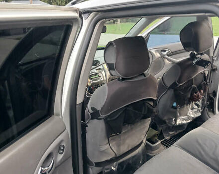 Серый Форд Фокус, объемом двигателя 1.8 л и пробегом 190 тыс. км за 3500 $, фото 6 на Automoto.ua