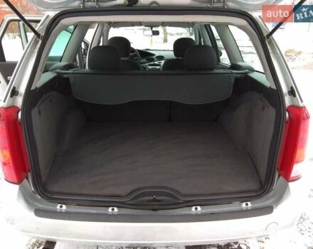 Серый Форд Фокус, объемом двигателя 1.8 л и пробегом 178 тыс. км за 3300 $, фото 9 на Automoto.ua