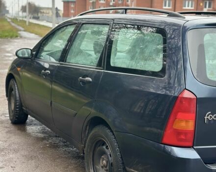 Серый Форд Фокус, объемом двигателя 1.6 л и пробегом 426 тыс. км за 2600 $, фото 5 на Automoto.ua