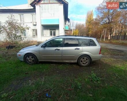 Сірий Форд Фокус, об'ємом двигуна 2 л та пробігом 284 тис. км за 4000 $, фото 1 на Automoto.ua