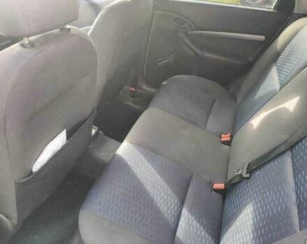 Серый Форд Фокус, объемом двигателя 1.8 л и пробегом 290 тыс. км за 1200 $, фото 4 на Automoto.ua