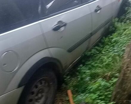 Серый Форд Фокус, объемом двигателя 1.4 л и пробегом 400 тыс. км за 1500 $, фото 3 на Automoto.ua