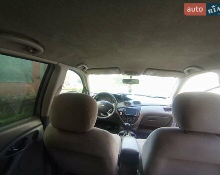 Сірий Форд Фокус, об'ємом двигуна 2 л та пробігом 284 тис. км за 4000 $, фото 5 на Automoto.ua