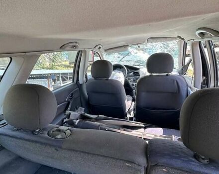 Сірий Форд Фокус, об'ємом двигуна 1.6 л та пробігом 180 тис. км за 800 $, фото 1 на Automoto.ua