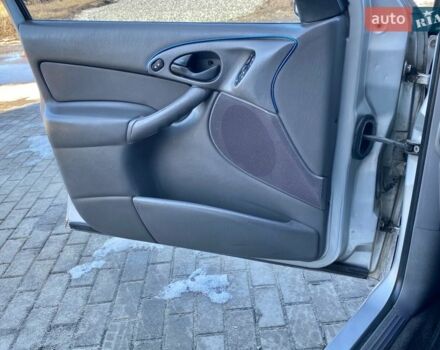 Сірий Форд Фокус, об'ємом двигуна 1.8 л та пробігом 300 тис. км за 3000 $, фото 28 на Automoto.ua