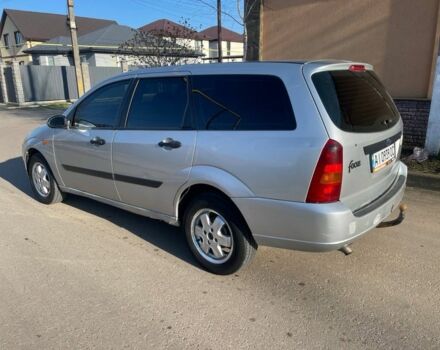 Серый Форд Фокус, объемом двигателя 1.8 л и пробегом 410 тыс. км за 2400 $, фото 3 на Automoto.ua