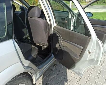 Сірий Форд Фокус, об'ємом двигуна 1.8 л та пробігом 330 тис. км за 3750 $, фото 14 на Automoto.ua